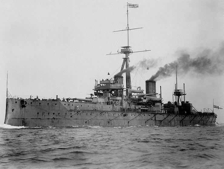 HMS Dreadnaught underway, 1906